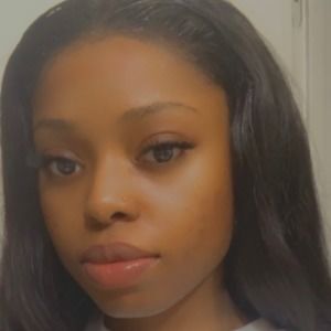 Meet your Posher, Tia
